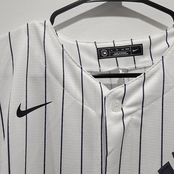 🆕️Nike New York Yankees Judge 99 Jersey Size XL - Picture 4 of 8